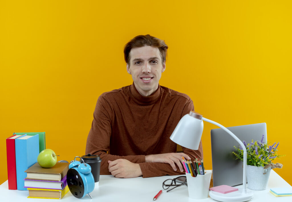 Best Fiverr Gigs for Pakistani Students